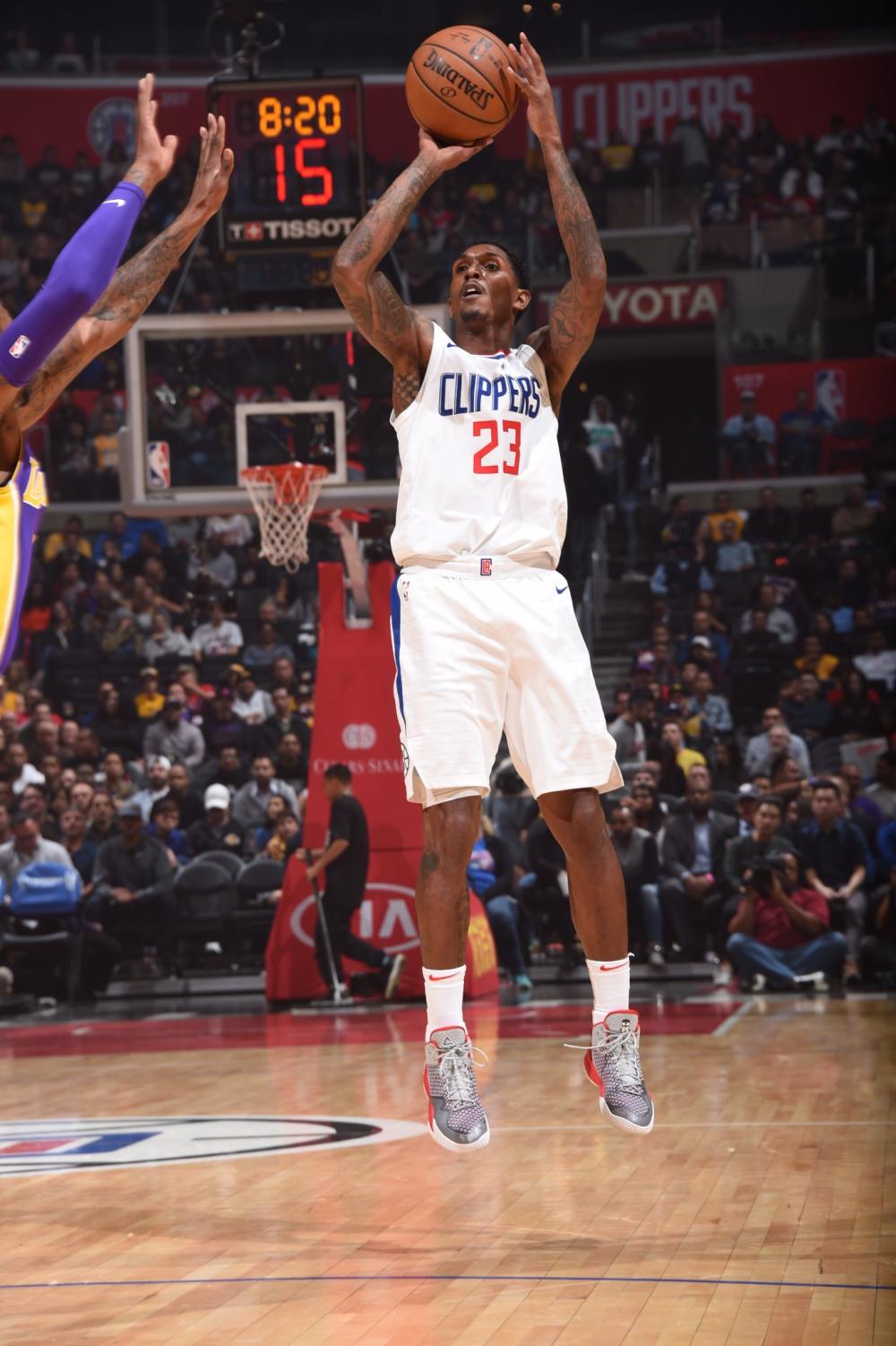 虽然他的技 虽然他的技